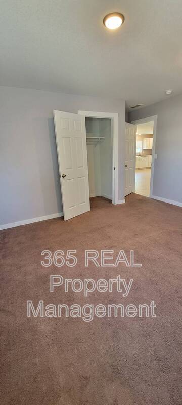 Building Photo - 3311-3311 11th Ave