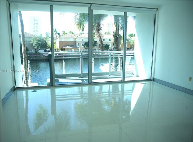 Building Photo - 2950 NE 188th St