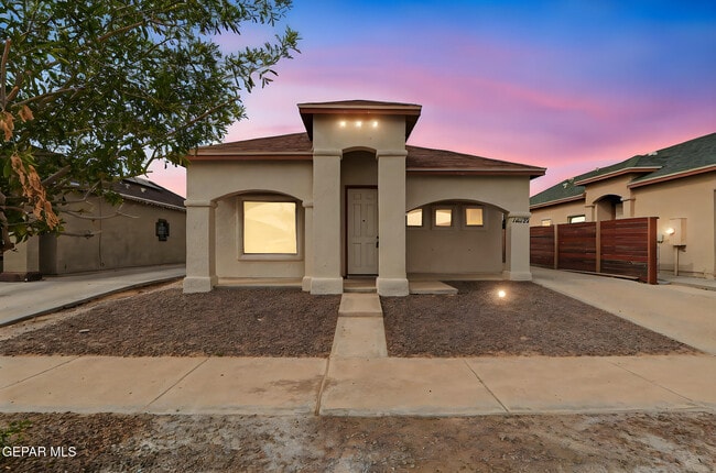 Building Photo - 14373 Tobe Davis Dr