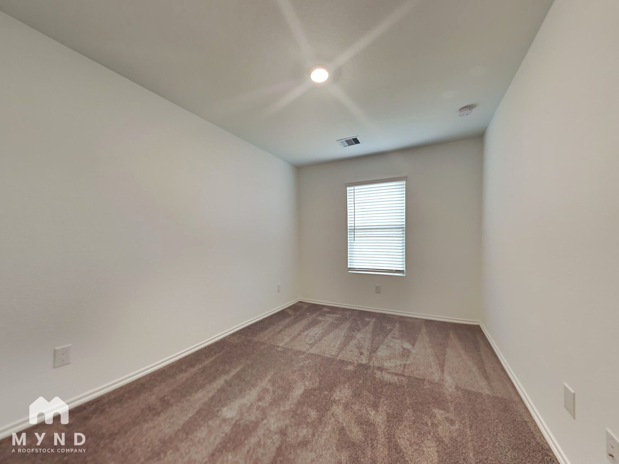 Building Photo - 17584 Rosewood Manor Ln