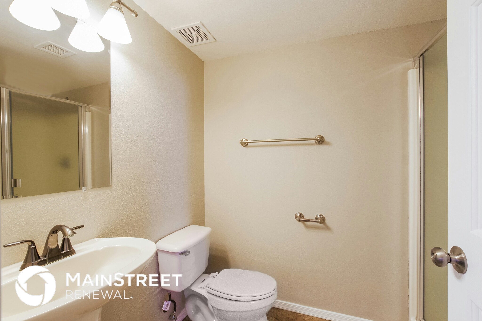 Building Photo - 10878 W Lone Cactus Dr