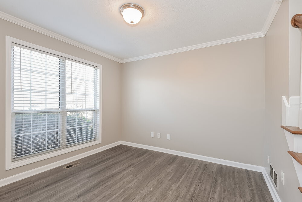 Building Photo - 2129 Lindley Ln