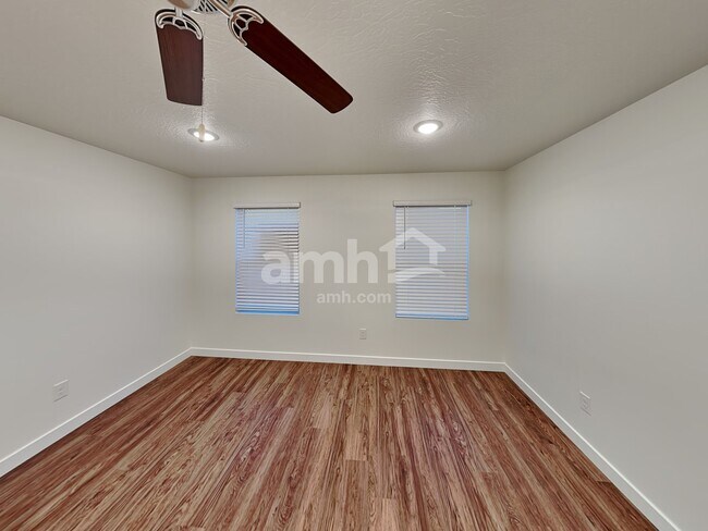 Building Photo - 3503 N Annabell St