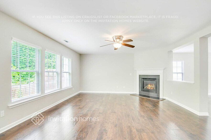 Building Photo - 347 Ashdale Dr