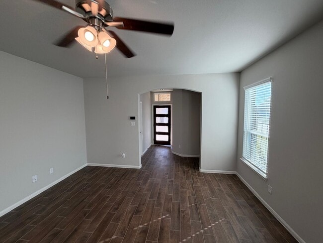 Building Photo - 1468 Sundown Gln Ln