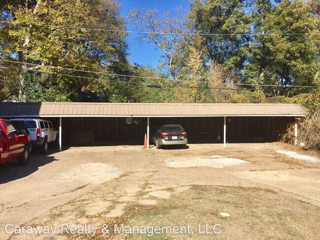 Building Photo - 1 br, 1 bath House - 670 Ockley Dr. #4