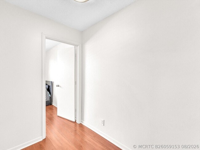 Building Photo - 9850 NW 57th Manor