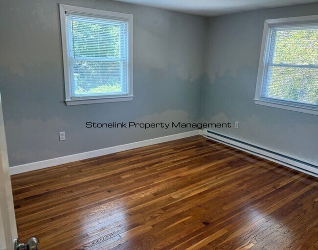 Building Photo - 31 Studley Ave