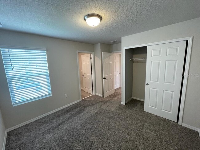 Building Photo - 407 Legacy Lp