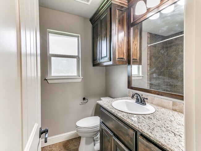 Building Photo - 4817 Arbuckle Dr