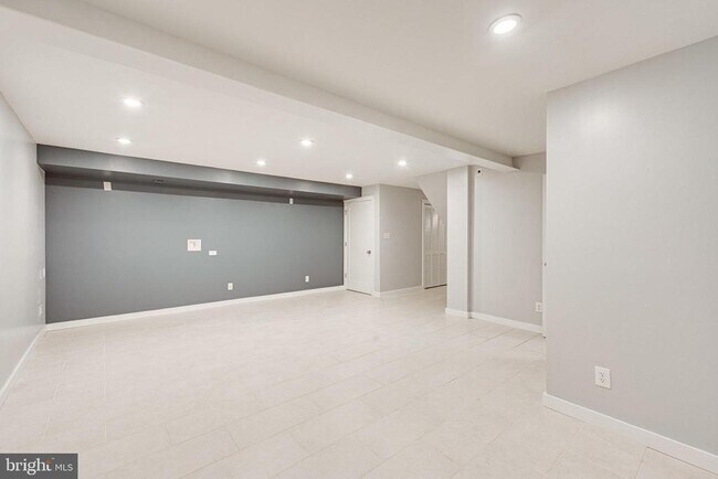 Building Photo - 2312 Wheystone Ct