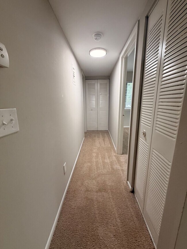 Building Photo - 310 Orchard Trace Ln