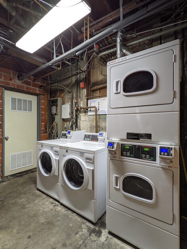 Laundry Room - 2555 Le Conte Ave