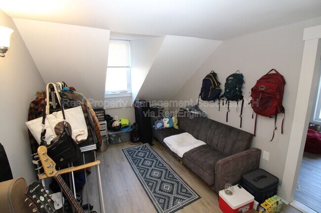 Building Photo - 61 Third Street