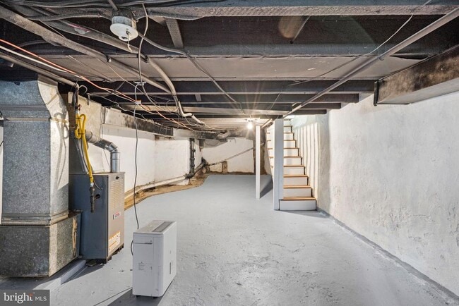 Building Photo - 2113 S Simpson St