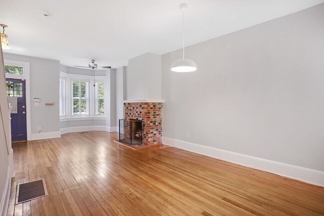 Building Photo - 1373 North Carolina Ave NE