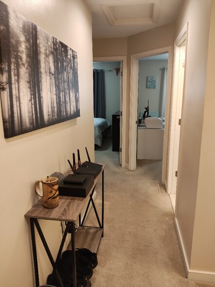 Building Photo - 2110 Hardbower Way