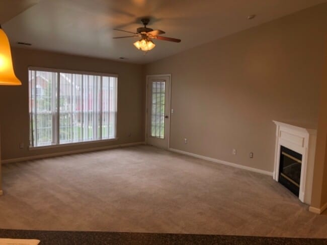 Building Photo - 51761 Adler Park Dr W