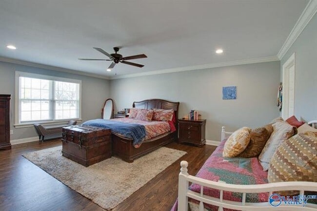 Building Photo - 8129 Hickory Hill Ln SE