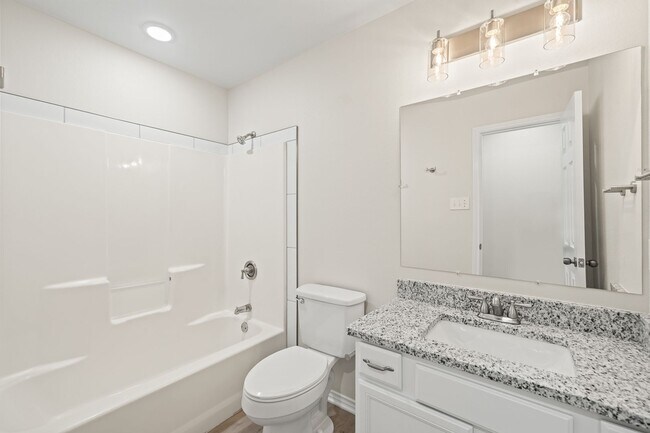 Building Photo - Large 3/2/2 in Frenship ISD!