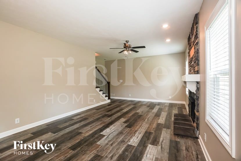 Building Photo - 1679 Ellie Piper Cir