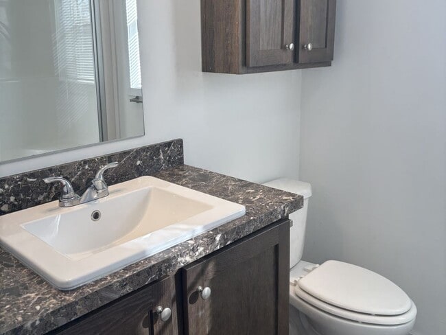 Building Photo - 464 Cimarron