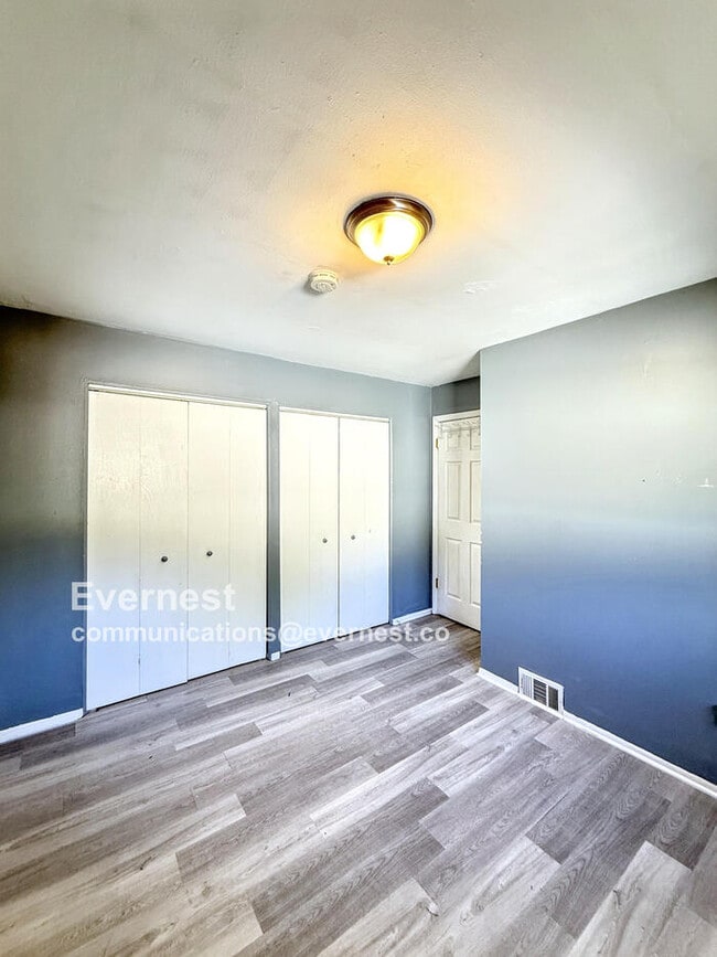 Building Photo - 20853 Garden Ln