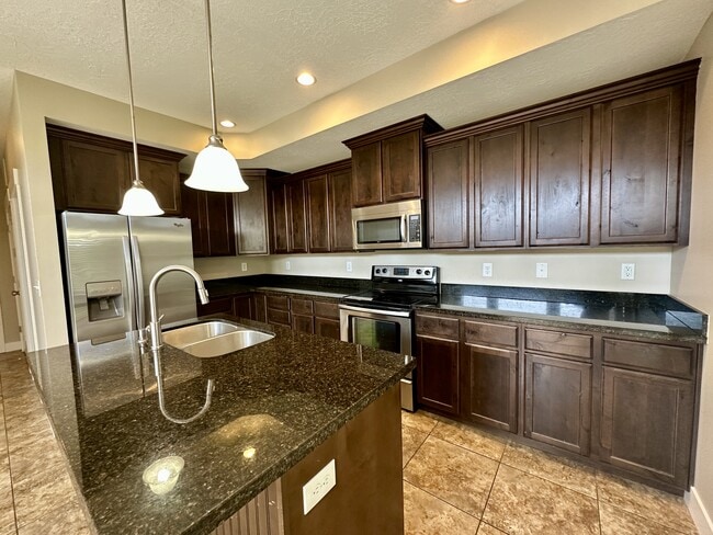Building Photo - 1748 Winford Dr