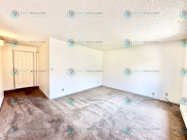 Building Photo - 3929 Clear Acre Ln