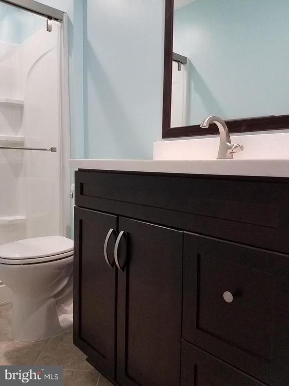 Building Photo - 5551 Winford Ct