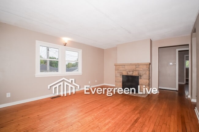 Building Photo - 1144 Chelsea Ave