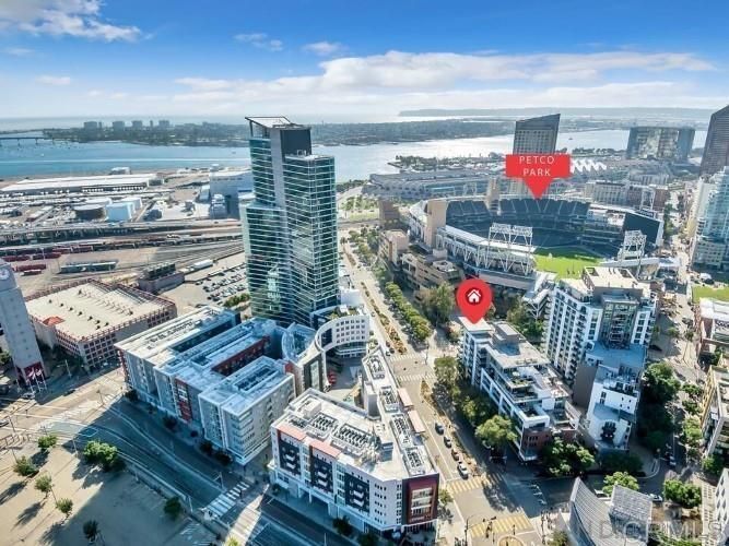 Building Photo - 206 Park Blvd