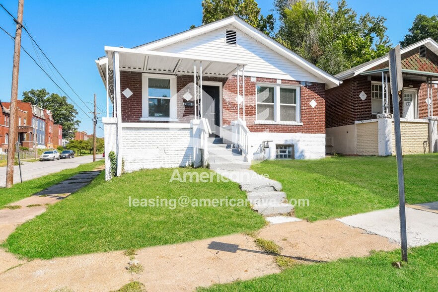 Building Photo - 1939 Chippewa St