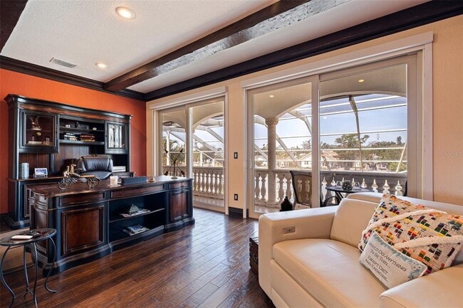 Building Photo - 3931 Pompano Dr SE