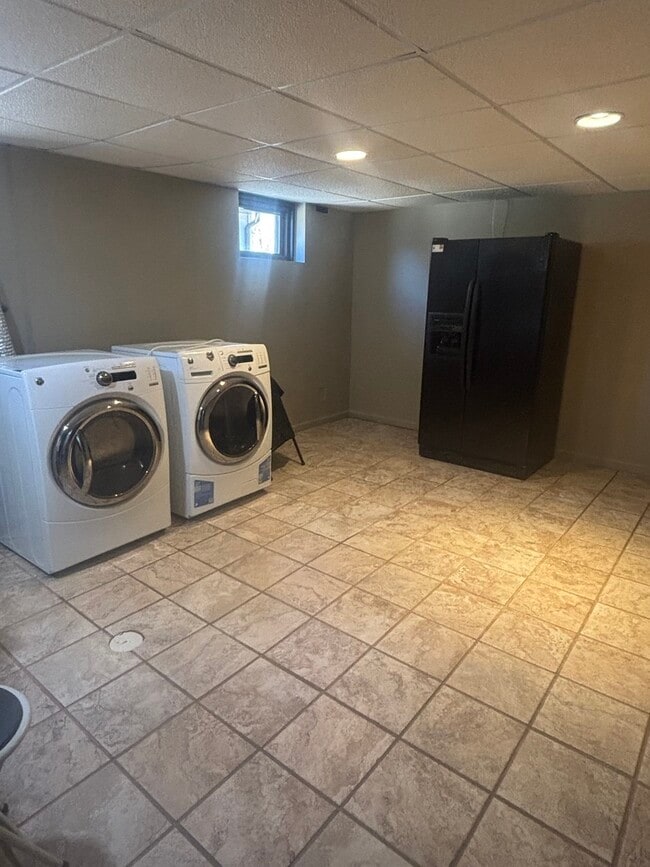 Building Photo - 7718 Butternut Ct