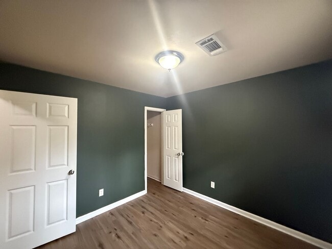 Building Photo - 113 Butterfield Crossing