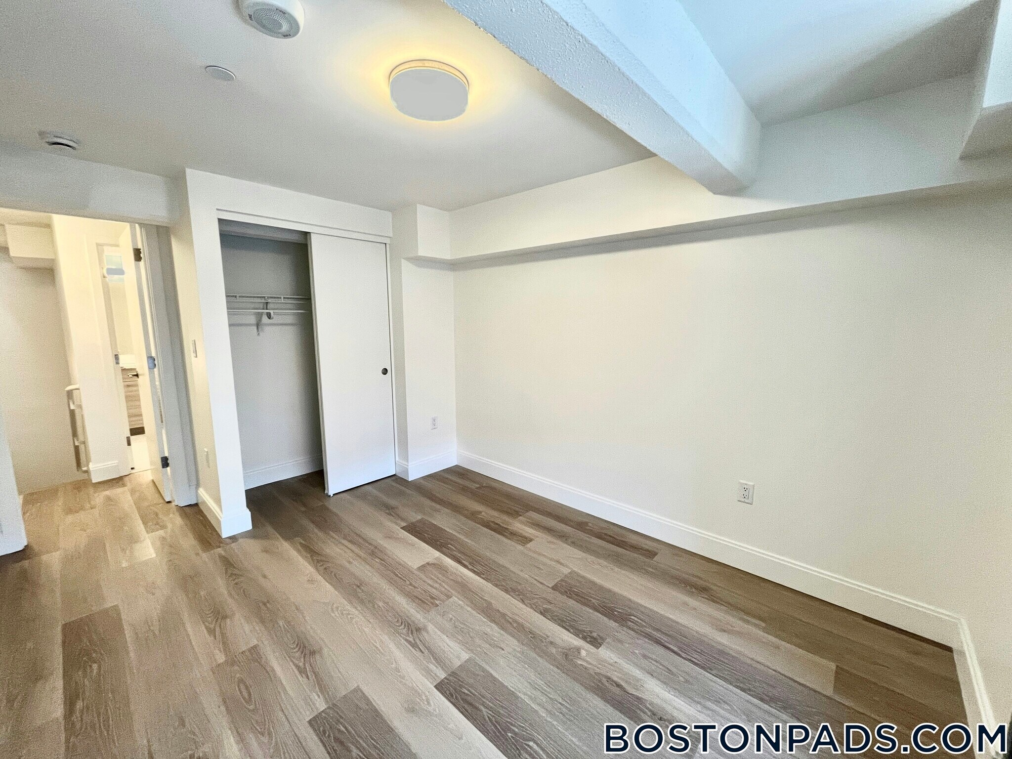 Building Photo - 1079 Commonwealth Ave