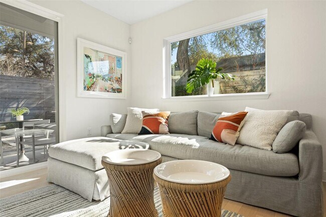 Building Photo - 209 Ben Howell Dr