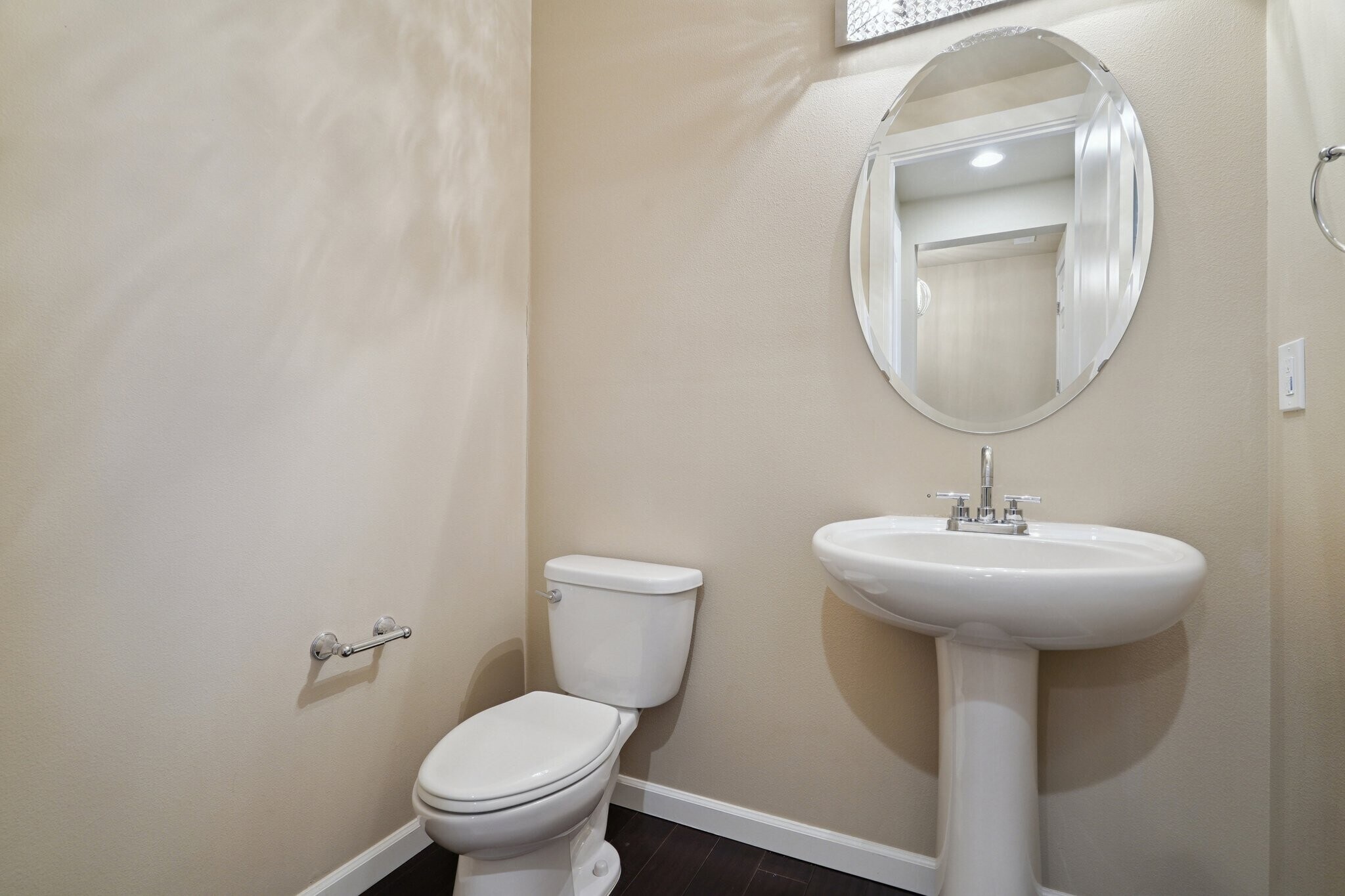 Building Photo - 16112 81st Ave E