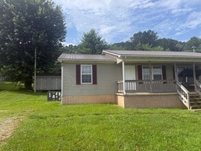 Building Photo - Newly Updated 2-Bedroom Apartment in Sparta with Lawn Care Included
