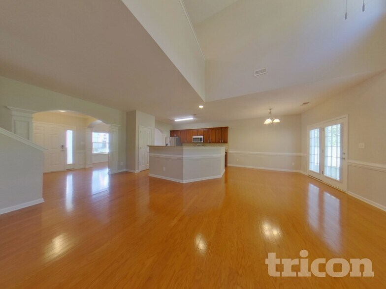 Building Photo - 2558 Fiddlers Glenn Dr