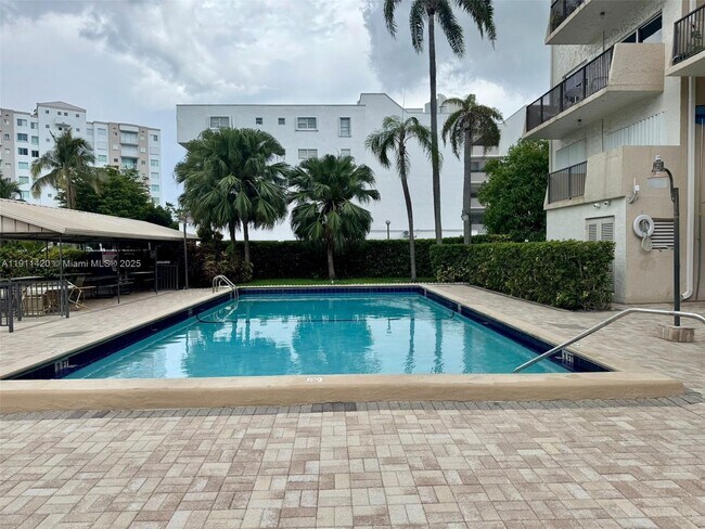 Building Photo - 201 180th Dr