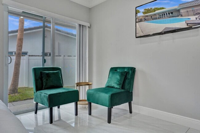 Building Photo - 1000 Diplomat Pkwy