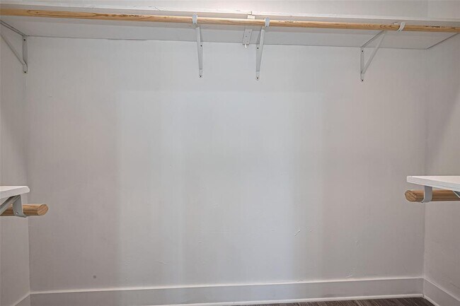 Building Photo - 22334 FM 762 Rd