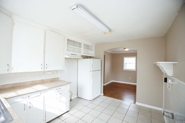 Building Photo - 3510 Walker St