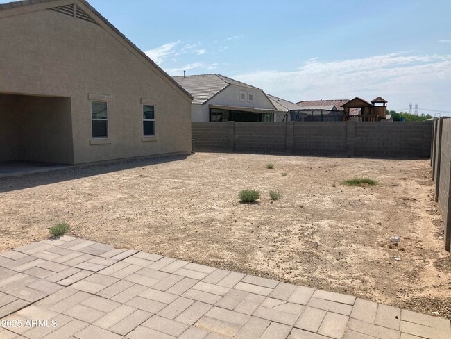 Building Photo - 30461 W Picadilly Rd