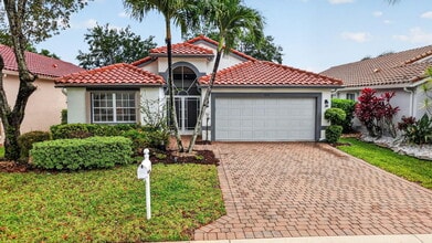 Building Photo - 5256 Glenville Dr