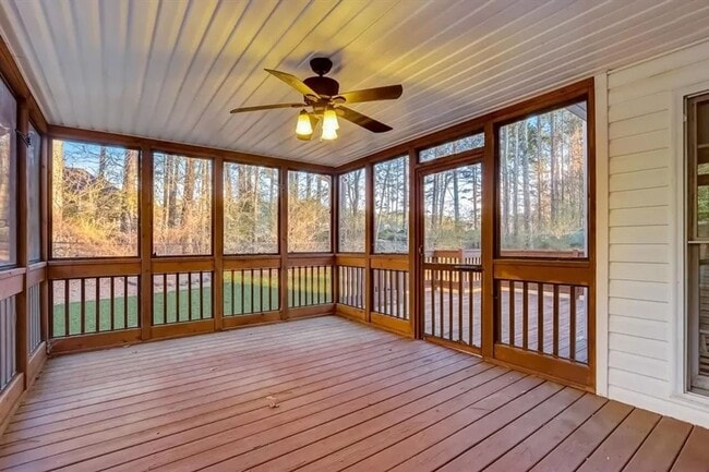 Building Photo - 74 Flanders Ct