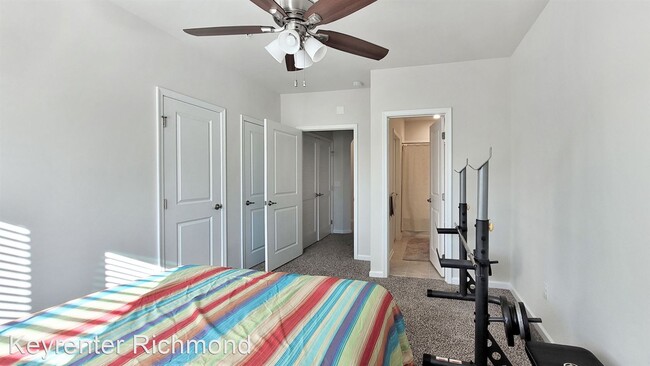 Building Photo - 1100 Westwood Village Ln