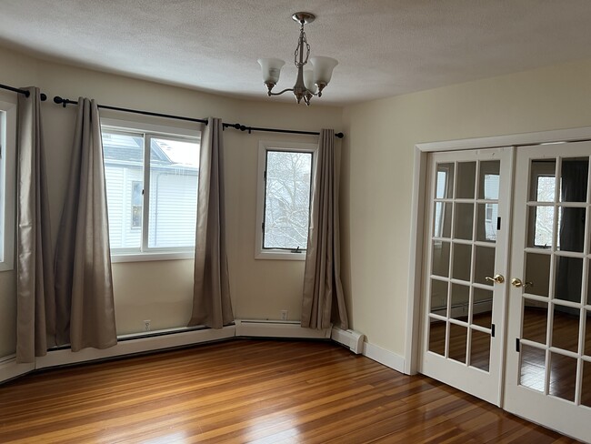 Dining Room - 26 Richie Rd